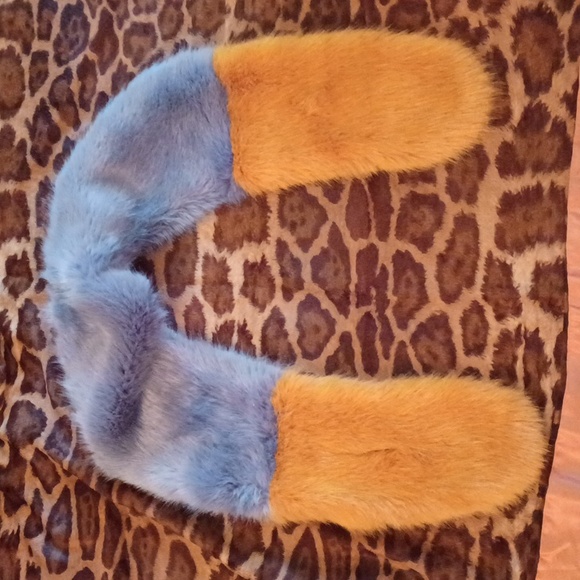 Faux fur scarf from Zara - Picture 3 of 7